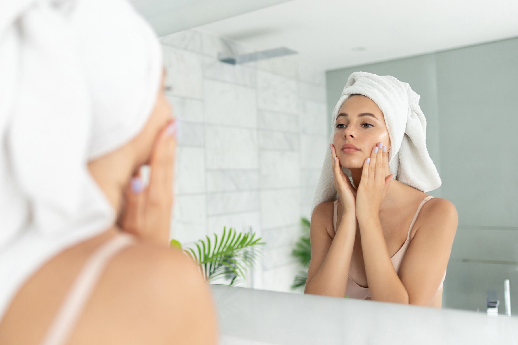 5_Tips_for_Taking_Care_of_Sensitive_Skin-2